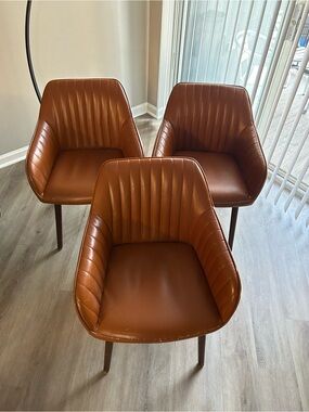 Mid-Century Modern Cognac Upholstered Accent Chair